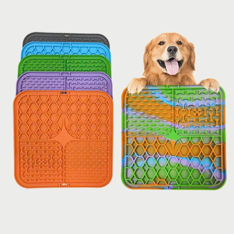 Pet Lick Mat – Silicone Slow Feeder Plate with Suction Cups